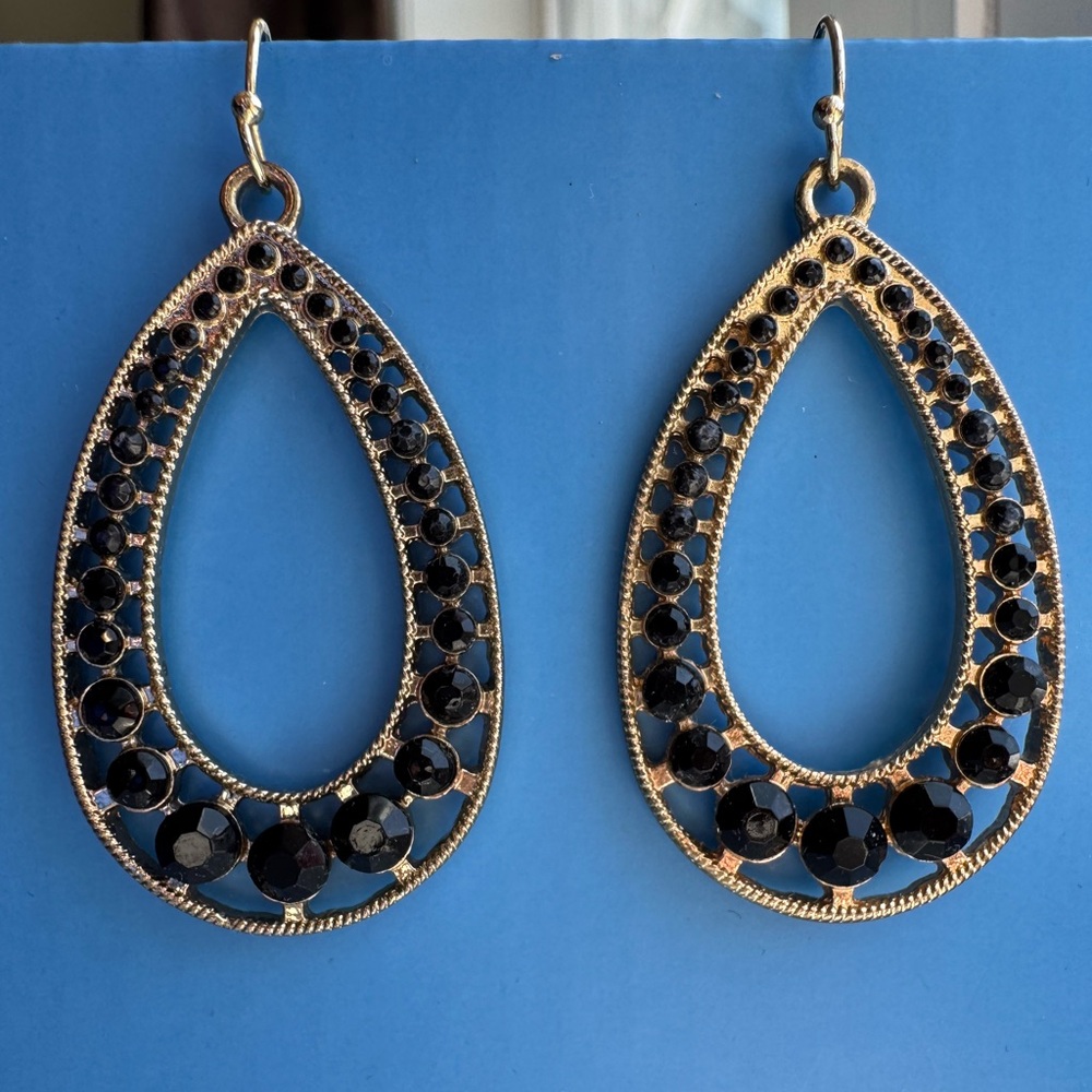 Teardrop Black and Gold Dangle Earrings EUC Rhinestone Statement Gemstone Drop